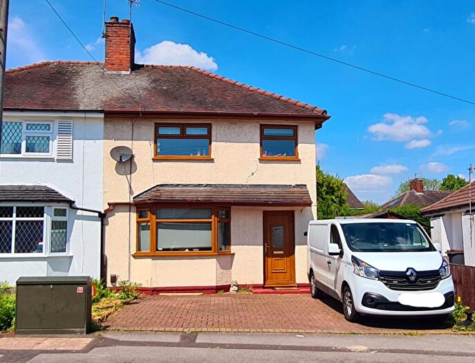 3 Bedroom Semi Detached House To Rent In Mayfield Place, ST5