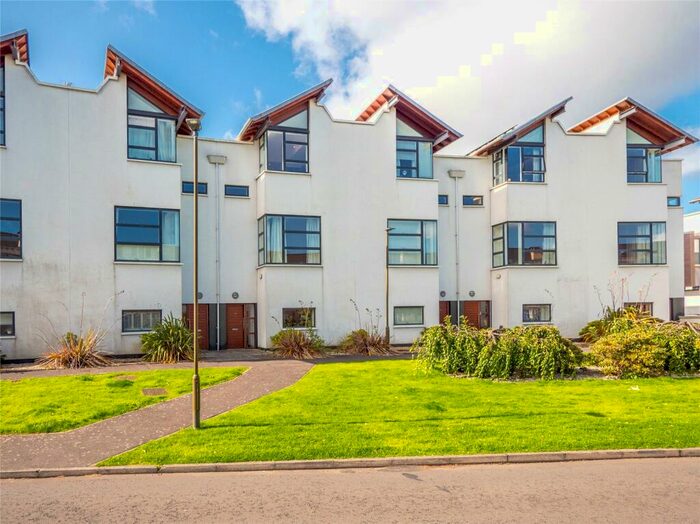 5 Bedroom Property To Rent In Brighouse Park Cross, Edinburgh, Midlothian, EH4