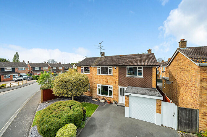 5 Bedroom Detached House For Sale In Meadow Way, Theale, Reading, RG7