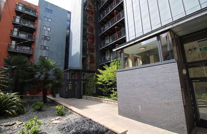 2 Bedroom Flat To Rent In Arundel Street, Manchester, M15