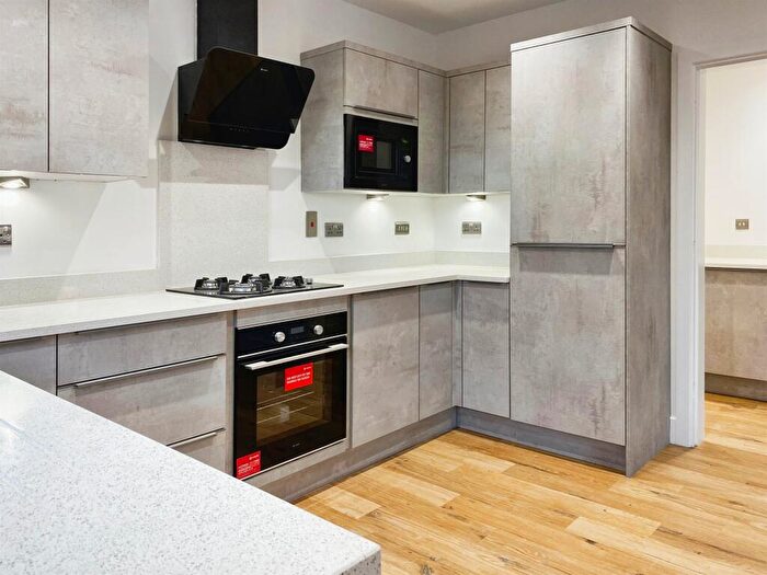 2 Bedroom End Of Terrace House For Sale In Bridge Road, Nottingham, NG8