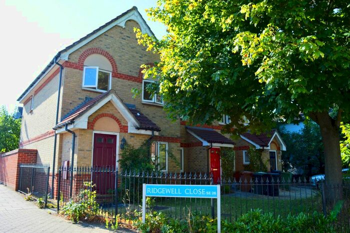 3 Bedroom End Of Terrace House To Rent In Kangley Bridge Road, London, SE26