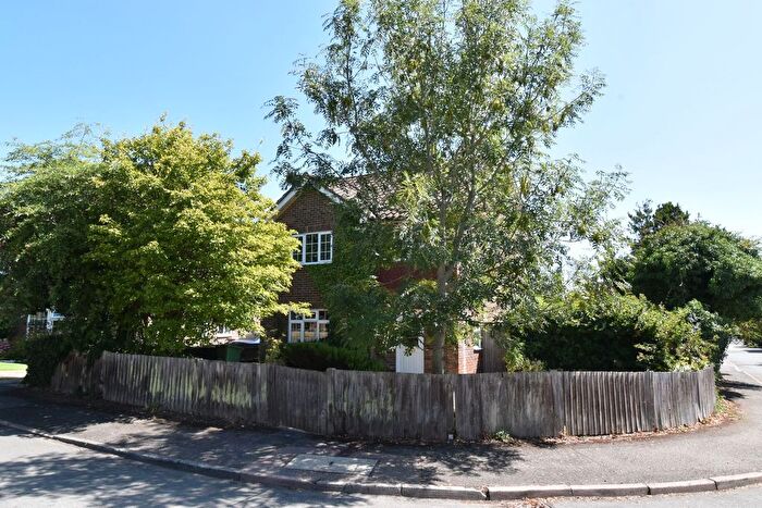 3 Bedroom Detached House For Sale In Glebe Gardens, Lenham, ME17