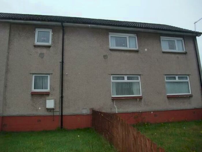 2 Bedroom Flat To Rent In Earnock Street, Hamilton, Lanarkshire, ML3