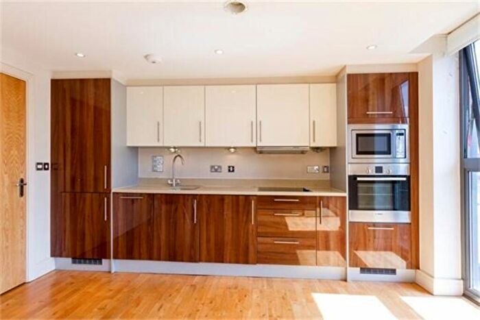 2 Bedroom Apartment To Rent In Union House, Greenwich, SE18