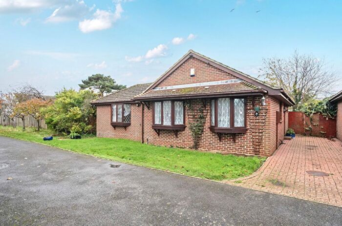 3 Bedroom Detached Bungalow For Sale In Chayle Gardens, Selsey, PO20