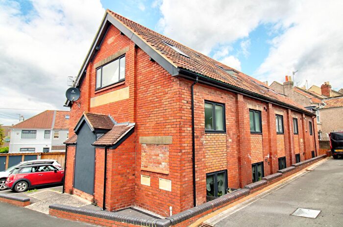1 Bedroom Flat For Sale In Palmrya Road, Bristol, BS3