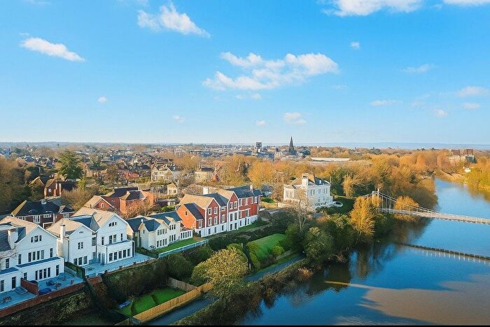2 Bedroom Flat To Rent In Victoria Crescent, Chester, Cheshire, CH4