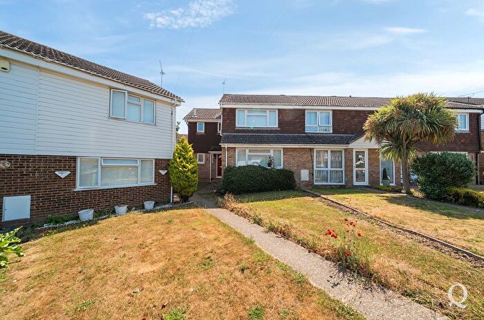 3 Bedroom End Terrace House For Sale In Lords Close, Bapchild, Sittingbourne, Kent, ME9