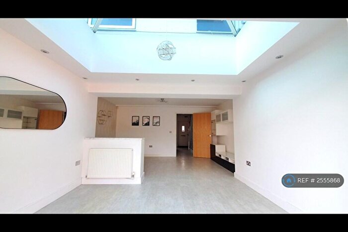 3 Bedroom Semi-Detached House To Rent In Athletes Way, Manchester, M11