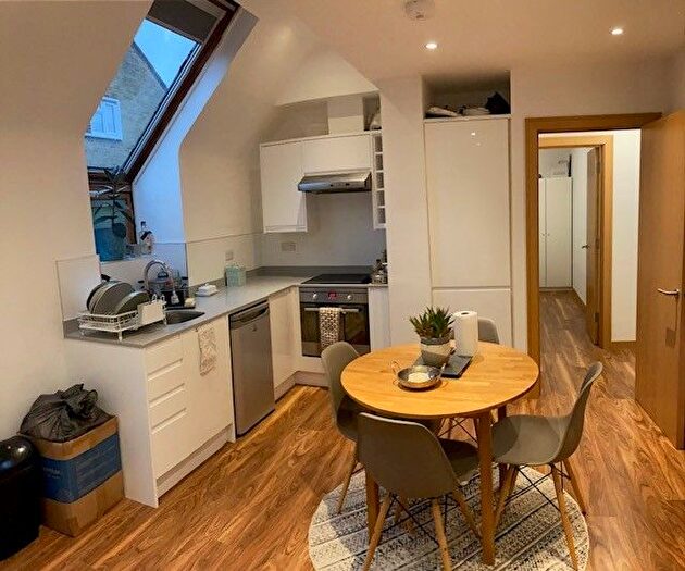 1 Bedroom Flat To Rent In Hornsey Road, Holloway, Islington, North London, N7