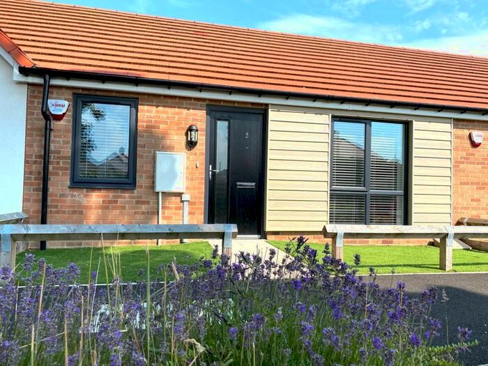 Houses for sale in Hylton Road, SR4, Tyne and Wear