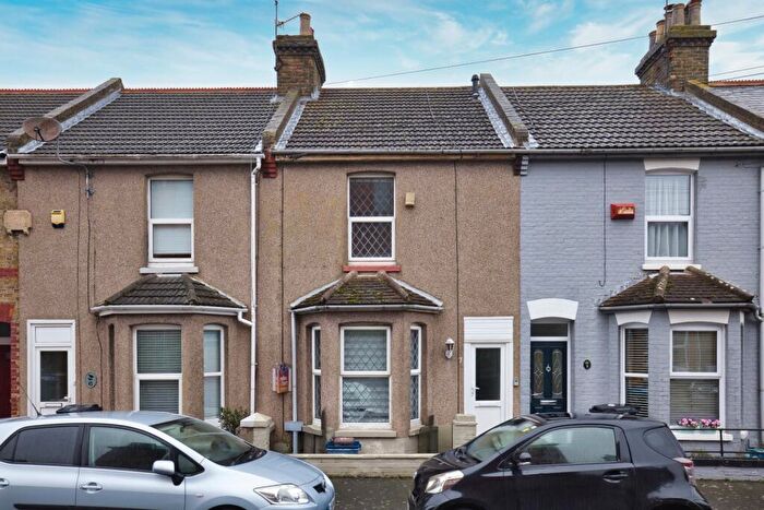 3 Bedroom Terraced House For Sale In King Edward Road, Ramsgate, Kent, CT11