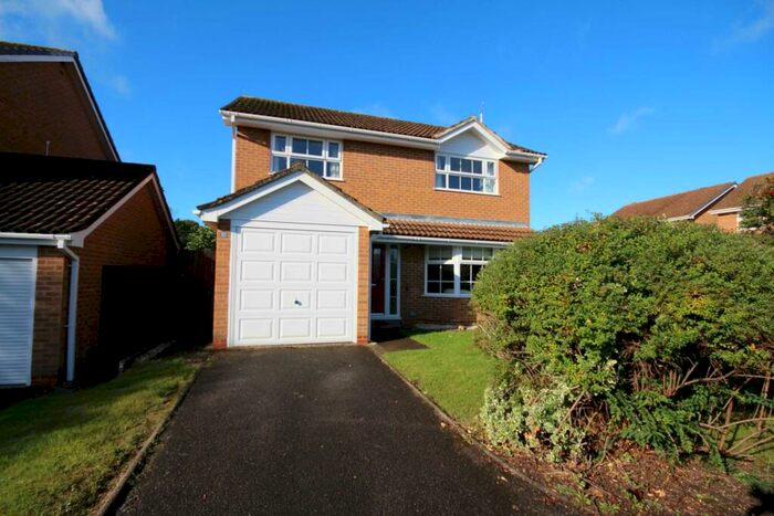 4 Bedroom Detached House To Rent In Dorset Way, Woosehill, RG41