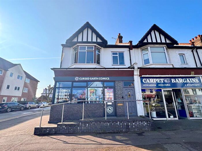 1 Bedroom Flat To Rent In London Road, Leigh-On-Sea, SS9