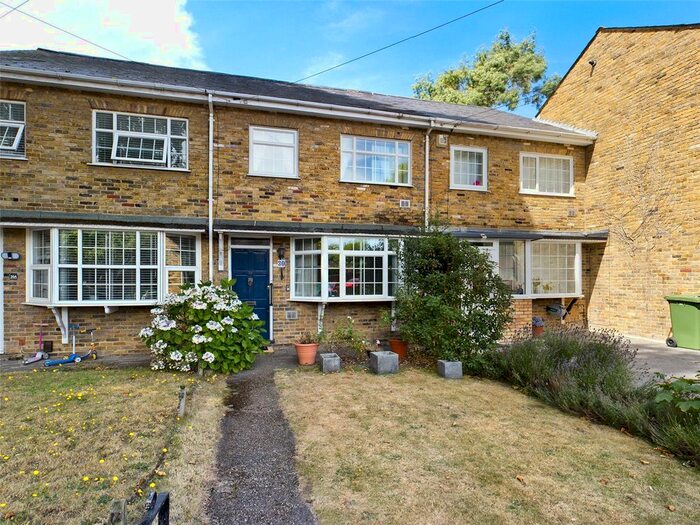 2 Bedroom Terraced House To Rent In High Street, Stanwell, Staines-Upon-Thames, Surrey, TW19