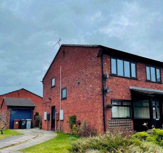 2 Bedroom Flat To Rent In Verdin Court, Crewe, CW1