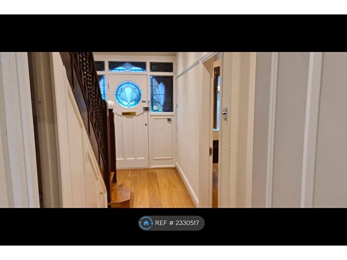 4 Bedroom Semi-Detached House To Rent In Brunswick Gardens, London, W5