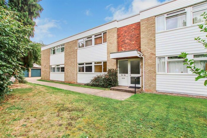 2 Bedroom Flat To Rent In Berrylands, Milton Road, Cambridge, CB4