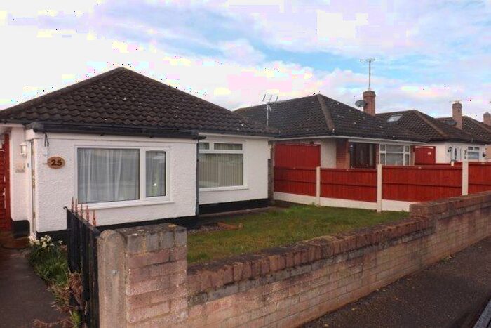 2 Bedroom Detached Bungalow To Rent In Diane Drive, Rhyl, LL18
