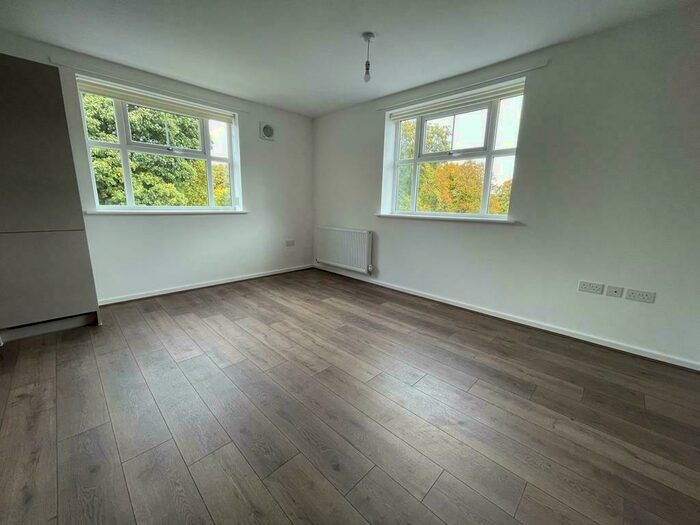 2 Bedroom Apartment To Rent In Indigo Court, Bath Lane, Mansfield, Nottinghamshire, NG18