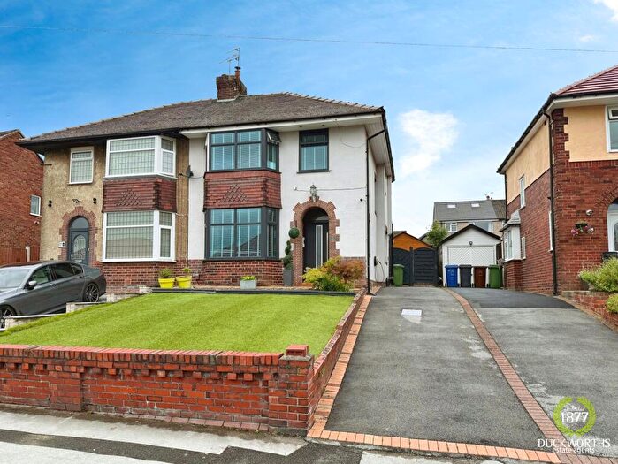 3 Bedroom Semi-Detached House For Sale In Thwaites Road, Oswaldtwistle, BB5