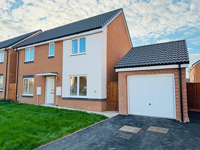 3 Bedroom Detached House To Rent In Grove, Wantage, OX12