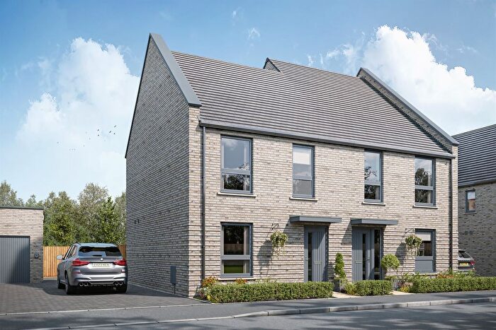 3 Bedroom Semi-Detached House For Sale In Swindon Road, Highworth, Swindon, SN6