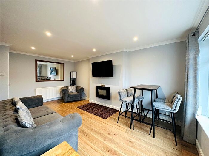 2 Bedroom Semi-Detached Bungalow For Sale In Cedar Close, Thorpe Willoughby, Selby, YO8