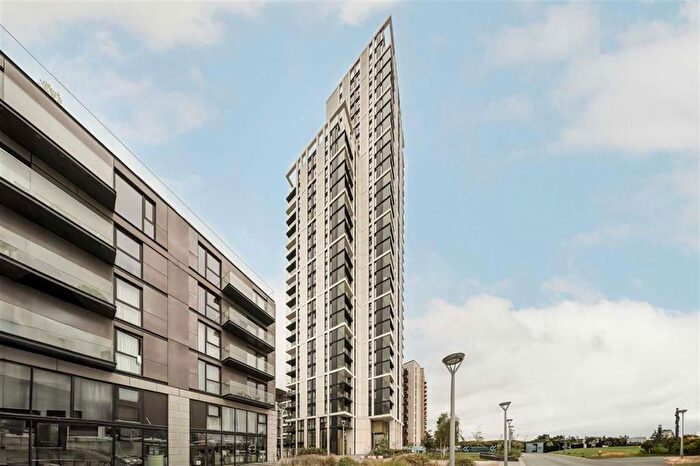 2 Bedroom Flat To Rent In Tidemill Square, Greenwich, SE10