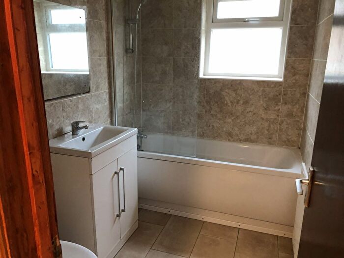 2 Bedroom Flat To Rent In Reading, Rg, RG1