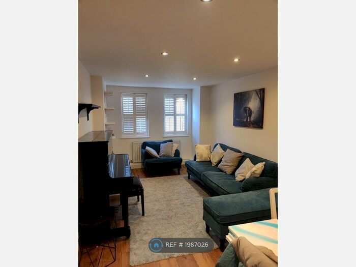 1 Bedroom Flat To Rent In Babbacombe House, Bromley, BR1