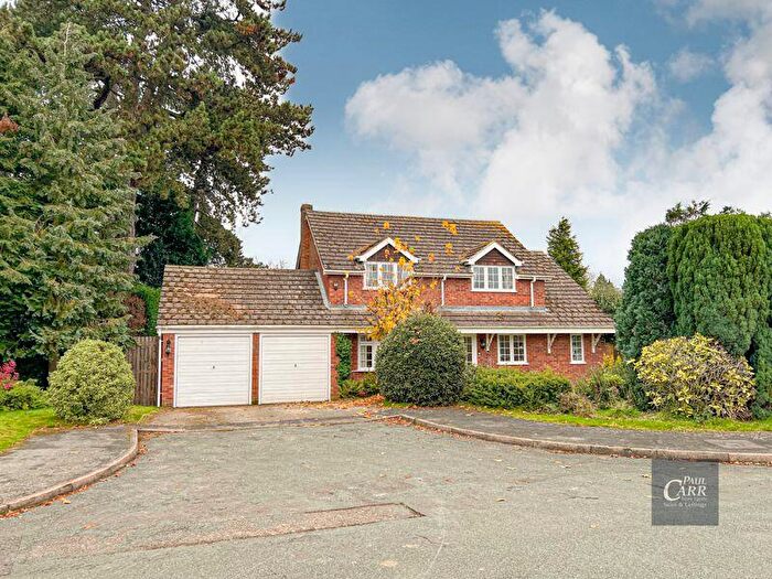 4 Bedroom Detached House For Sale In Victoria Meadows, Kings Bromley, DE13
