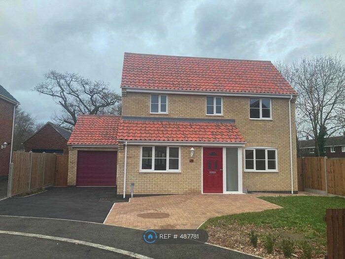 3 Bedroom Detached House To Rent In Cranes Meadow, Harleston, IP20