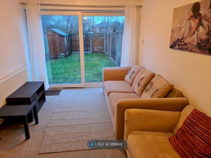 3 Bedroom Terraced House To Rent In Water Mill Close, Birmingham B29