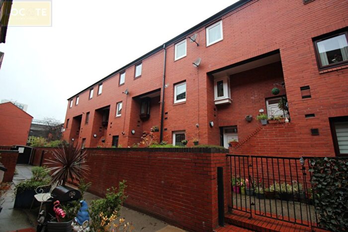 1 Bedroom Flat To Rent In Len Cox Walk, Manchester, M4