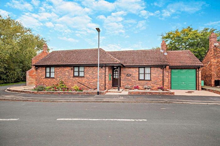 2 Bedroom Detached Bungalow For Sale In Brookside Close, Barmby Moor, York, YO42