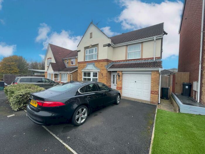 4 Bedroom House To Rent In Simmonds View, Stoke Gifford, Bristol, BS34