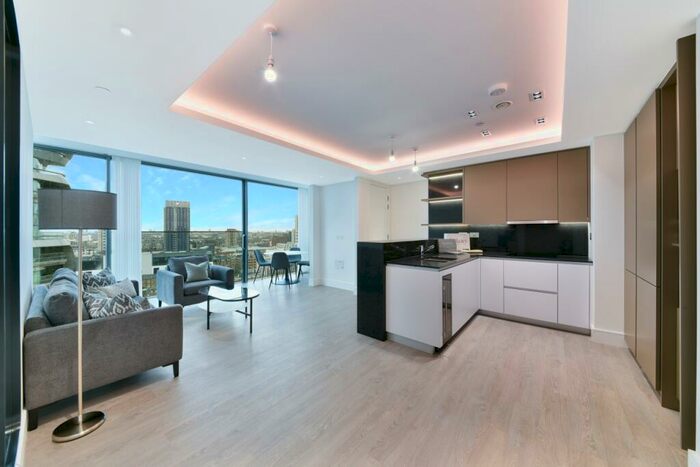 1 Bedroom Apartment To Rent In Carrara Tower, City Road, Islington, EC1V