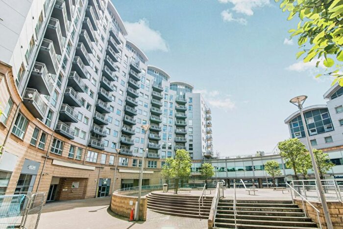 2 Bedroom Apartment To Rent In - Town Centre, RG21