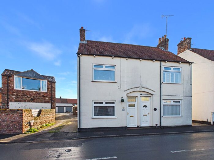 2 Bedroom Semi-Detached House For Sale In Eastgate South, Driffield, YO25