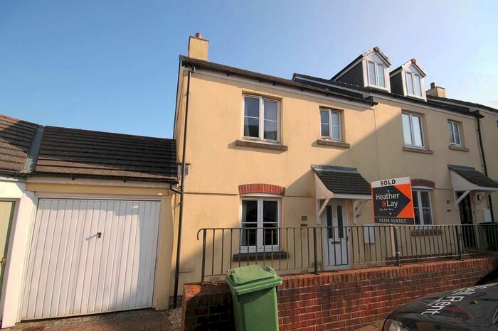 4 Bedroom End Of Terrace House To Rent In Poltair Meadow, Penryn TR10
