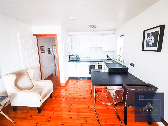 Property To Rent In Amhurst Road, London, E8