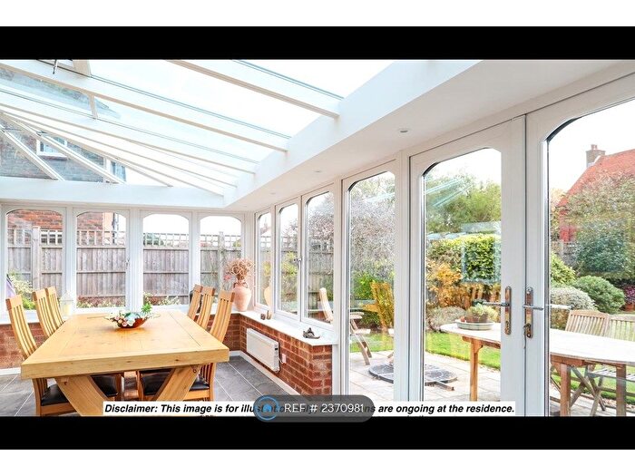 2 Bedroom Bungalow To Rent In St. Cecilias Road, Doncaster, DN4