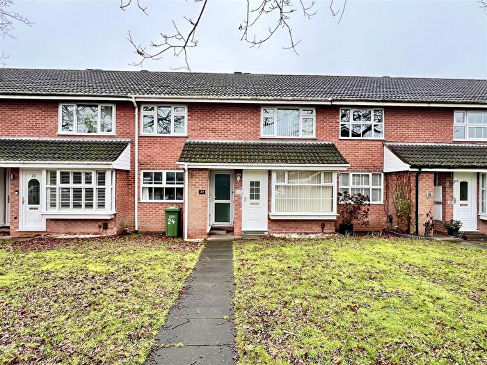 2 Bedroom Maisonette For Sale In Withybrook Road, Shirley, Solihull, B90