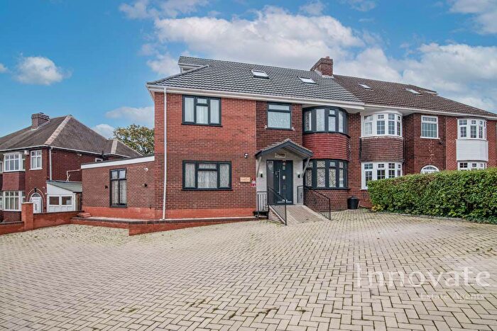 6 Bedroom Semi Detached House For Sale In Deerhurst Road, Birmingham, B20
