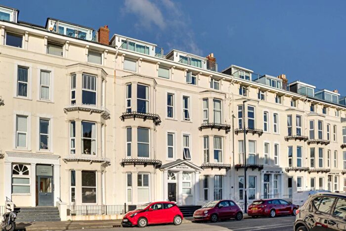 2 Bedroom Apartment For Sale In South Parade, Southsea, PO5