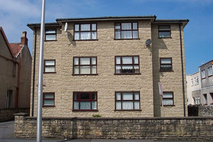 2 Bedroom Flat To Rent In Ashcombe Road, Weston-Super-Mare, BS23