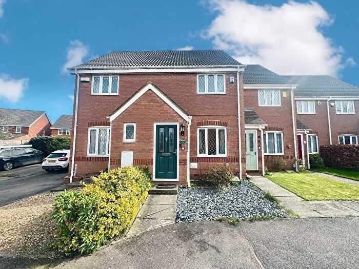 2 Bedroom Terraced House For Sale In Shortcroft, Barton Le Clay, MK45