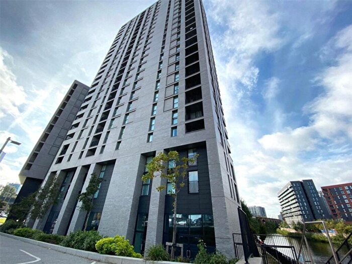 2 Bedroom Apartment To Rent In One Regent, Water Street, Manchester City Centre, M3